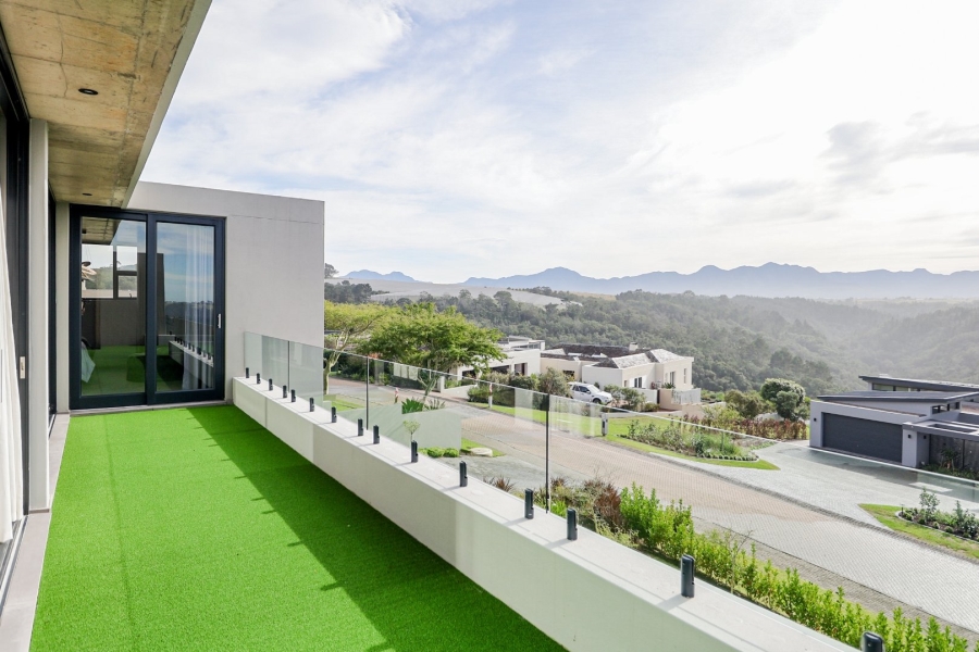 4 Bedroom Property for Sale in Oubaai Western Cape